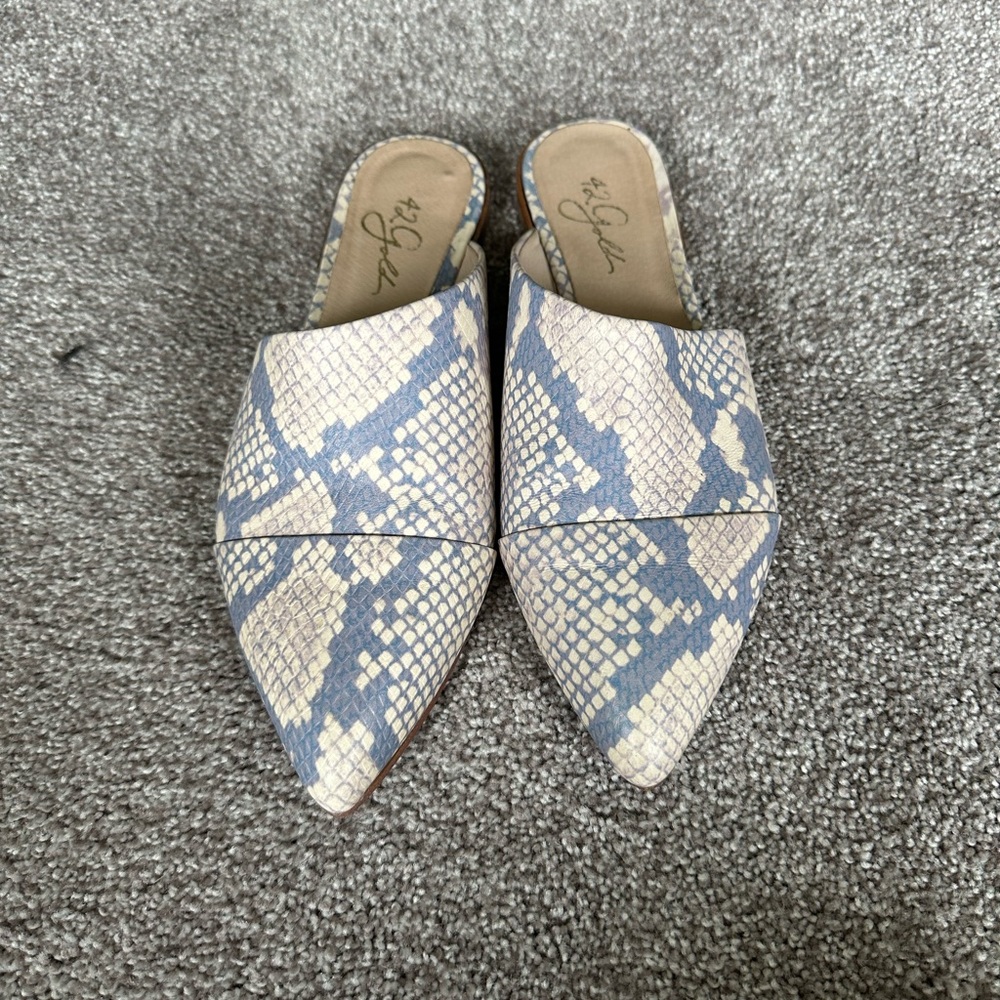 Slip on snakeskin shoes! Great condition, worn once.
